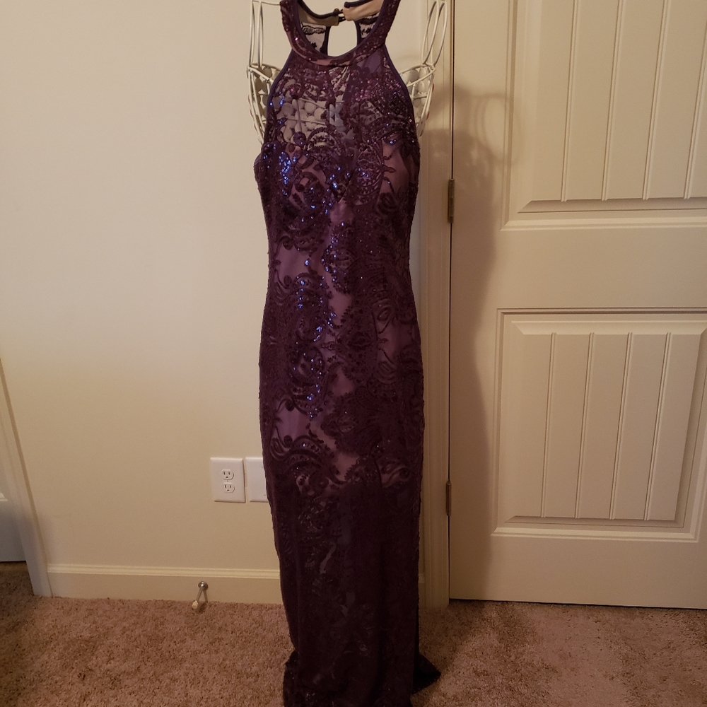 Elegant sequin Emerald Sundae gown - Picture 1 of 8